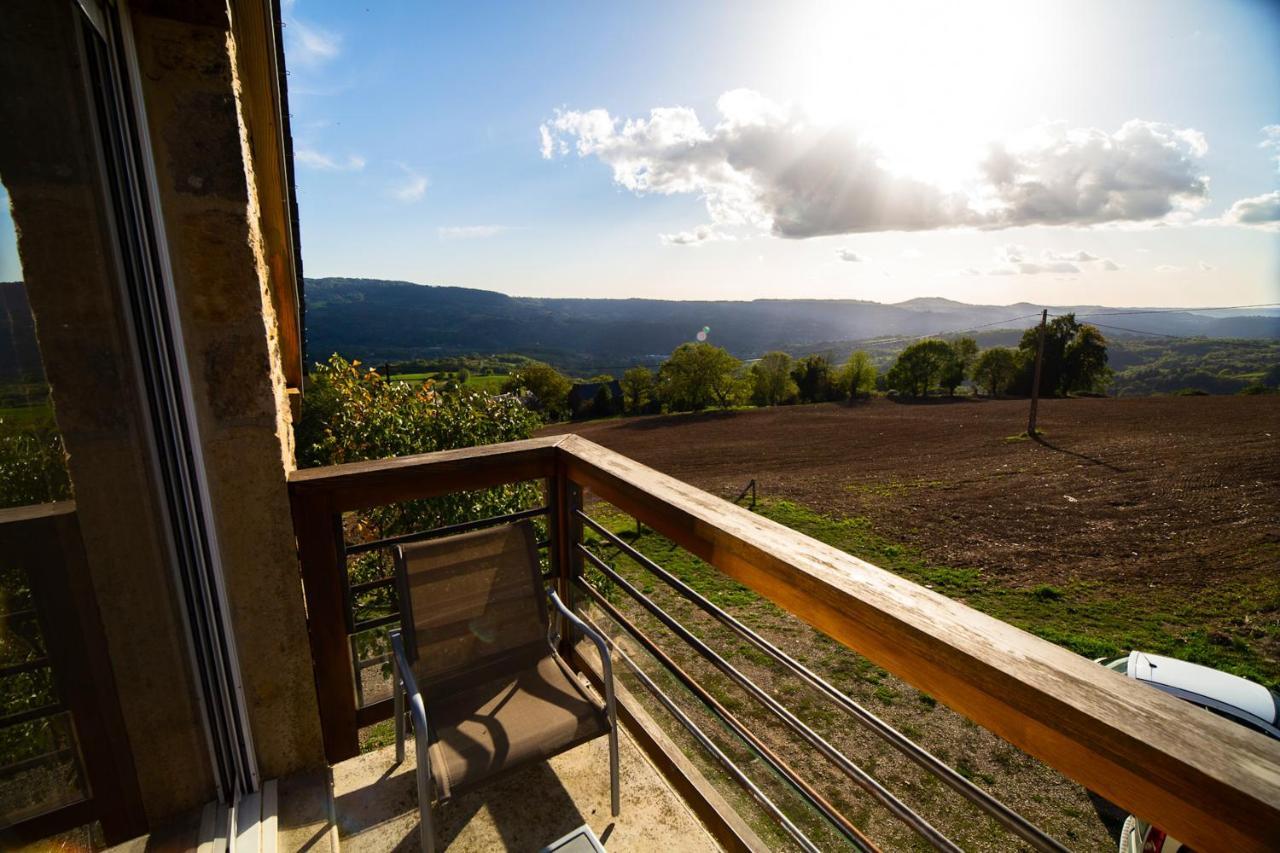 Appartement Charmant A Saint Come D'Olt Vue Montagne 80 M² Balconc Eksteriør billede